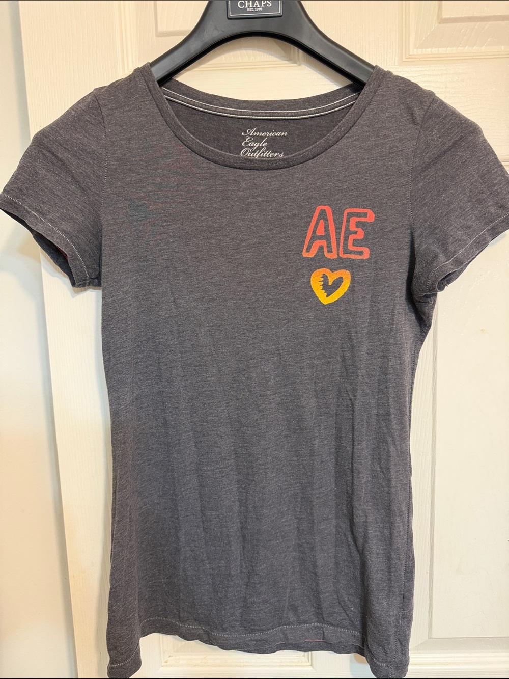 American Eagle Outfitters Girls' Gray AE Heart Logo Tee